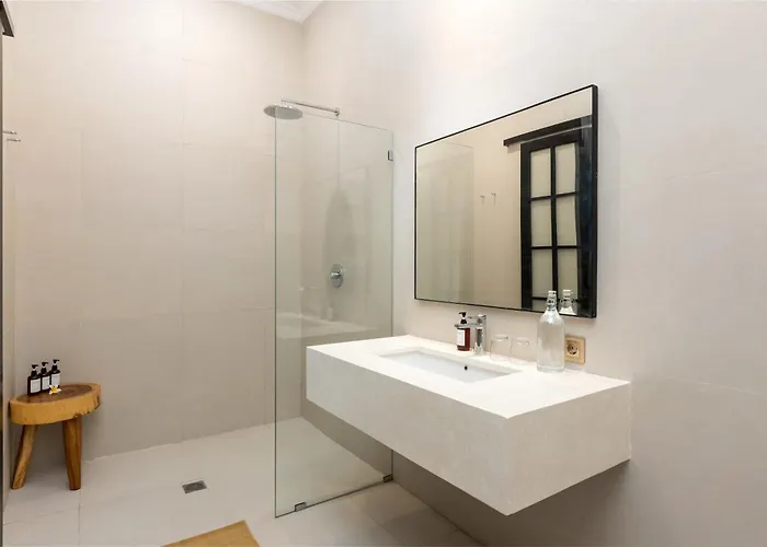 Beach8 By Kerta Living Canggu (Bali)
